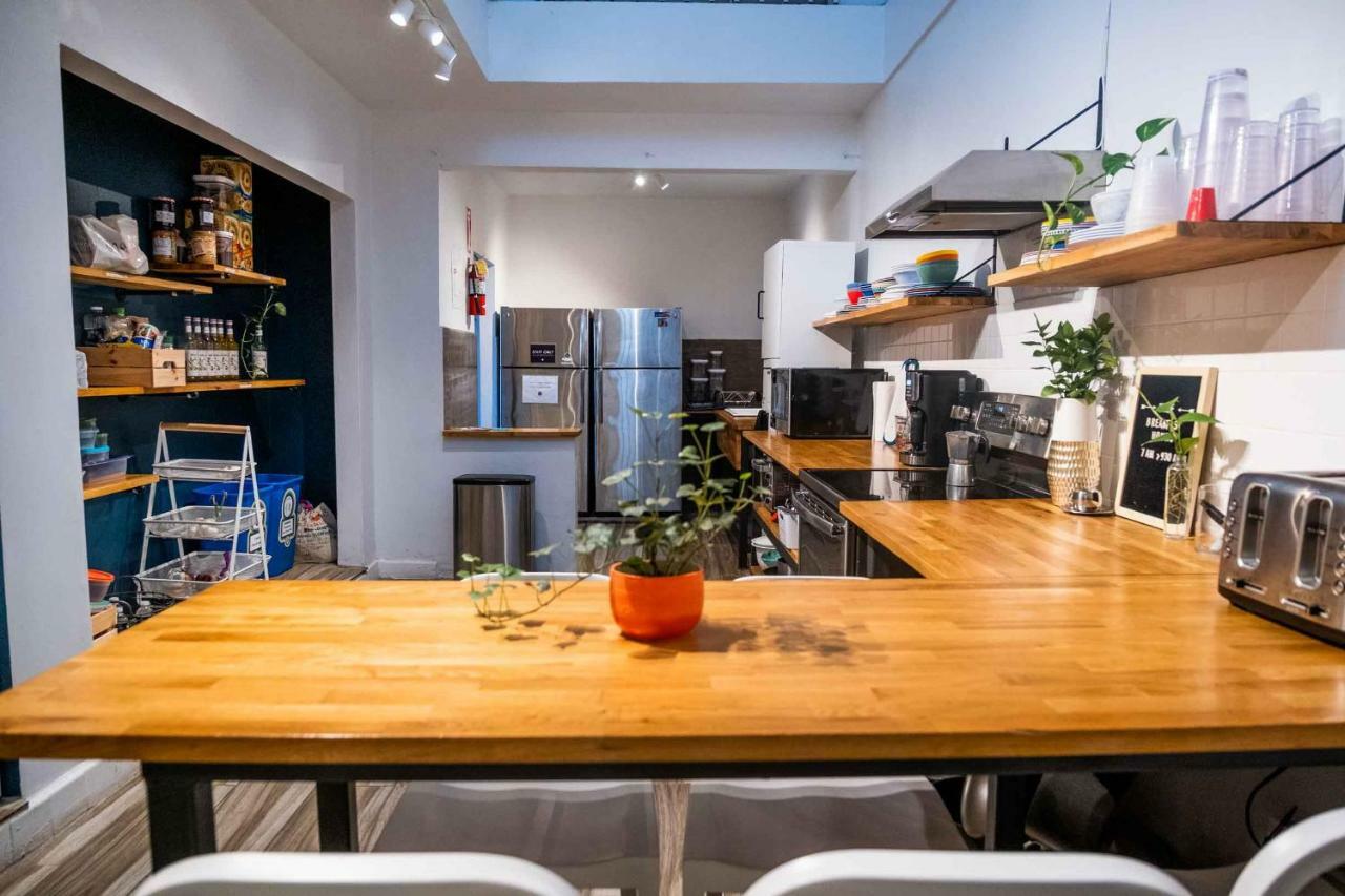 Santurcia Hostel (Adults Only) San Juan Ngoại thất bức ảnh